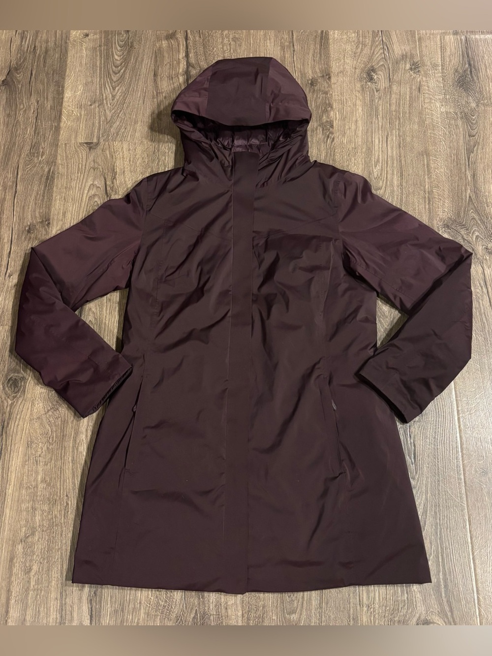 32 Degrees Heat Waterproof Winter Hooded Jacket Eggplant Women's Size Small EUC